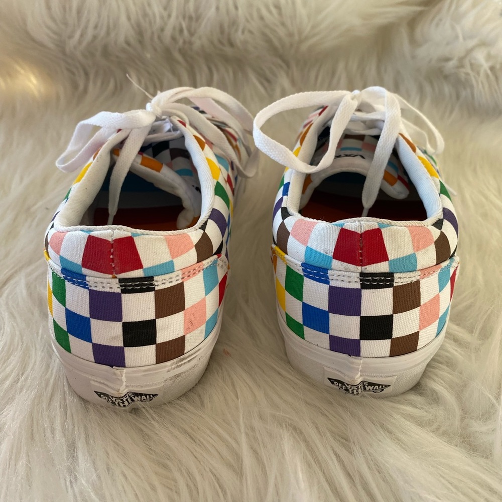 Men’s Vans Shoes - Picture 5 of 12